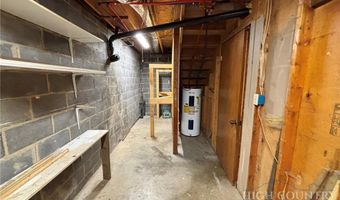 10221 NC Highway 105 S, Banner Elk, NC 28604