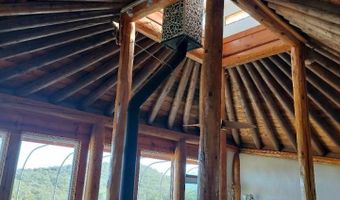 211 Vera Cruz Rd, Capitan, NM 88316