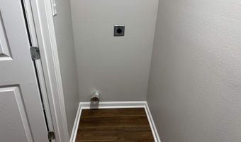 6 B Hiland Pl, Benton, AR 72015