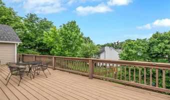 305 Arbor Glen Dr, Ballwin, MO 63021