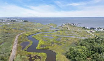 614 Bay Blvd, Bayville, NJ 08721