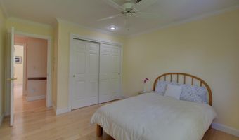 9 Southwind Dr 9, Burlington, VT 05401