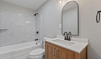 1241-41 R McComas Ave, Barboursville, WV 25504