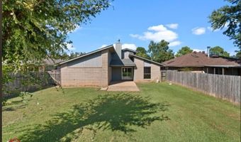 107 S Parkridge Dr, Benton, LA 71006