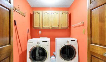 50 Charing Cross Rd, Indianapolis, IN 46217