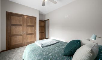 500 E Cairos Pl, Brandon, SD 57005