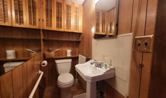 15282 Regina Ave, Allen Park, MI 48101