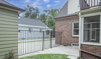 314 E RANDALL St, Appleton, WI 54911