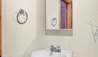 109 W Cline St, Aurora, MO 65605