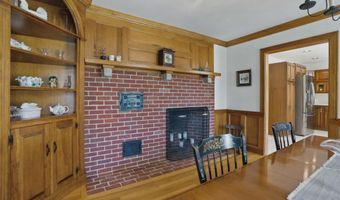 72 McAllister Rd, Bedford, NH 03110