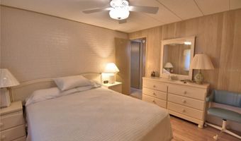 127 PARADISE Ln, Auburndale, FL 33823