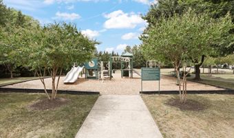 22908 N BROWN Sq, Ashburn, VA 20148