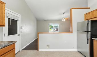 806 Deer Ridge Xing, Auburn, IN 46706