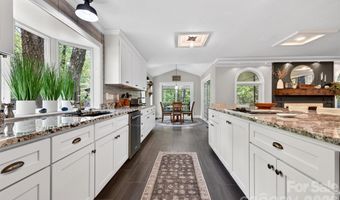170 Weston Rd, Arden, NC 28704