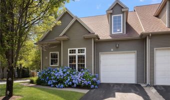 315 Old River Rd 6, Lincoln, RI 02838