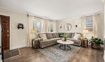 321 E RIVELY Ave, Aldan, PA 19018