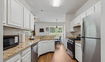170 Sylvan Lake Blvd, Bayville, NJ 08721