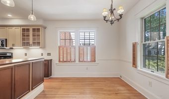 19 ELM Ter, Dover, DE 19901