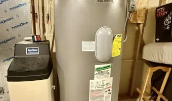 12925 Prairiewood Dr, Aberdeen, SD 57401