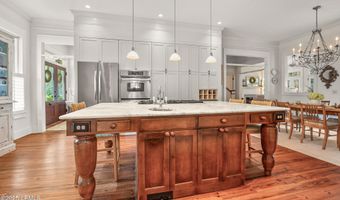 110 Coosaw Club Dr, Beaufort, SC 29907