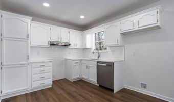 150 BEAVER RIDGE Dr, Ashville, AL 35953