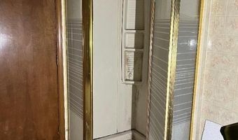 720 Henry St, Alton, IL 62002