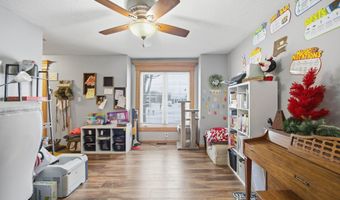 208 13th St SW, Altoona, IA 50009