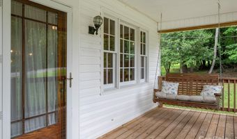 137 Old Nc 20 Hwy, Alexander, NC 28701