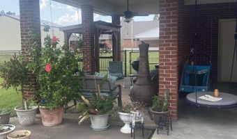903 N Boulevard Dr, Amory, MS 38821