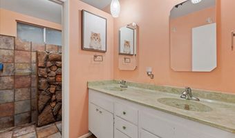 4318 Ridgecrest Dr, Las Vegas, NV 89121