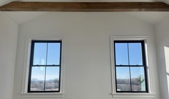 11 Liberty Ln, South Burlington, VT 05403