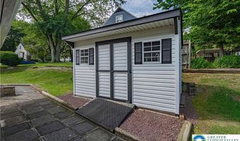 230 College Dr, Allentown, PA 18104