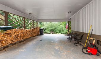 1624 LAKESHORE Dr, Anniston, AL 36207