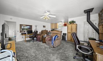 17832 Windsor Ln, Anderson, CA 96007