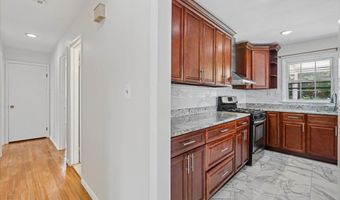 11705 BATTERSEA Dr, Beltsville, MD 20705