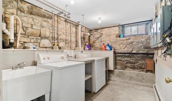 400 South St, Bennington, VT 05201