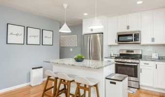 42 Chestnut St 11, Bethel, CT 06801