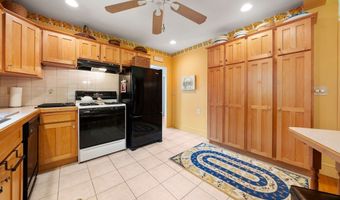 59 Payson St, Attleboro, MA 02703