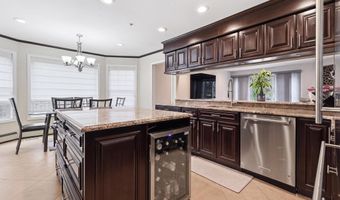19 Sunset Rd W, Albertson, NY 11507