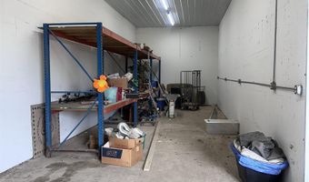 601 E 10th St, Alton, IA 51003