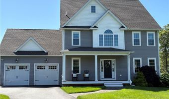 1 W Farm Rd, Smithfield, RI 02917