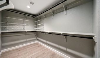 37222 N TOM DARLINGTON Dr 12, Carefree, AZ 85377