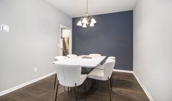 2865 Dillon Dr, Ann Arbor, MI 48105