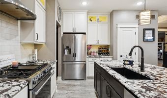 1237 Eagle Creek Blvd SW, Altoona, IA 50009