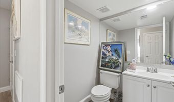 5 ELM Ct, Barnegat, NJ 08005