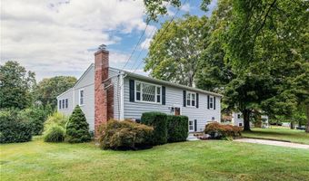 75 Hickory Dr, North Kingstown, RI 02852