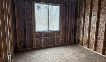 519 S 4th St, Adel, IA 50003