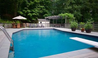 3 Highwood Pl, Alpine, NJ 07620