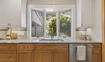 6 Black Horse Dr, Acton, MA 01720