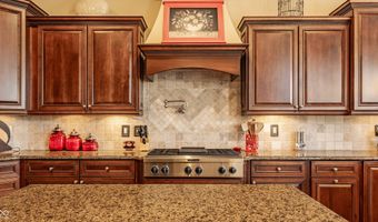 4930 Benthaven Dr E, Bargersville, IN 46106